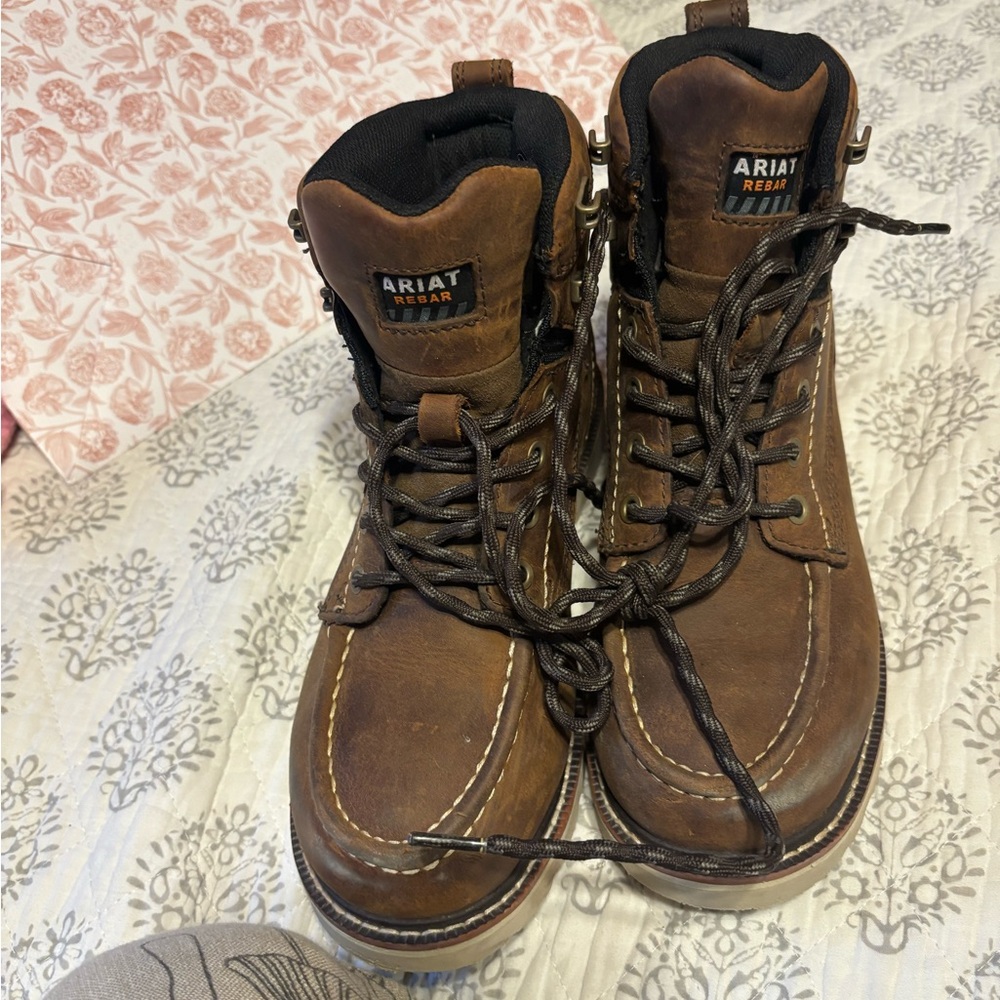Ariat Dark Brown Lace-Up Boots